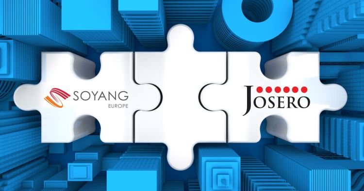 3 pieces of a puzzle, a blank one in the middle and one with the Josero logo and one with the Soyang logo